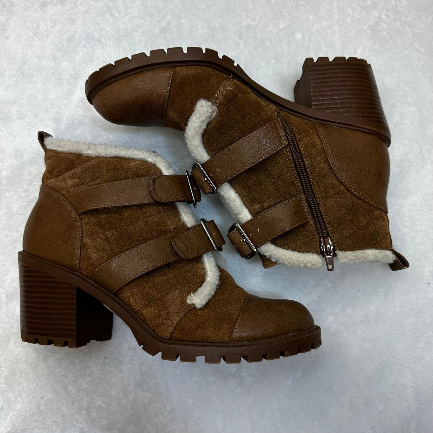 Tan Boots Snow Nine West, Size 8.5