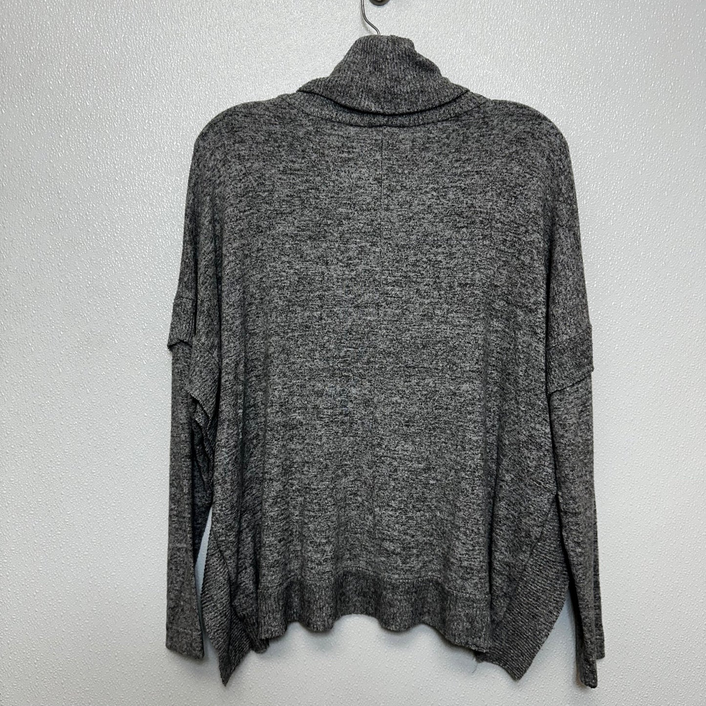 Sweater By Anthropologie In Grey, Size: Xs