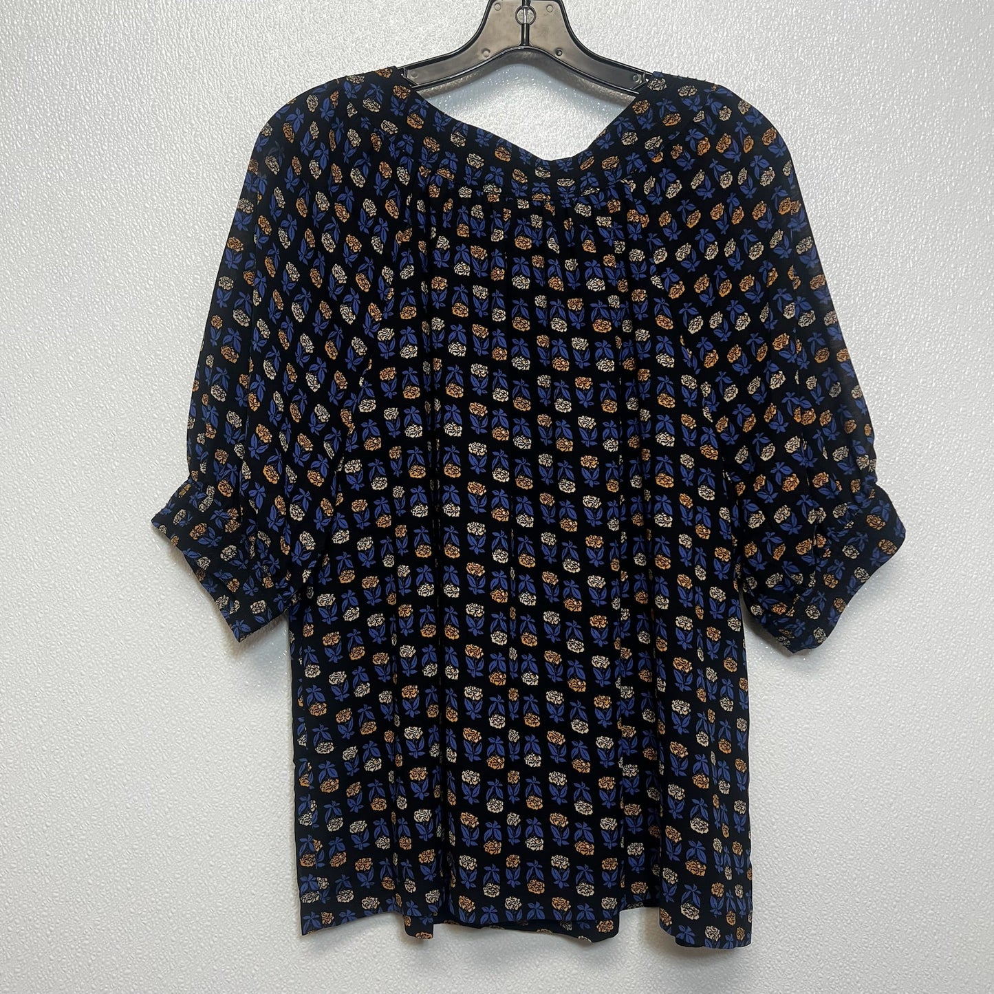 Top Short Sleeve By Ann Taylor O In Print, Size: L