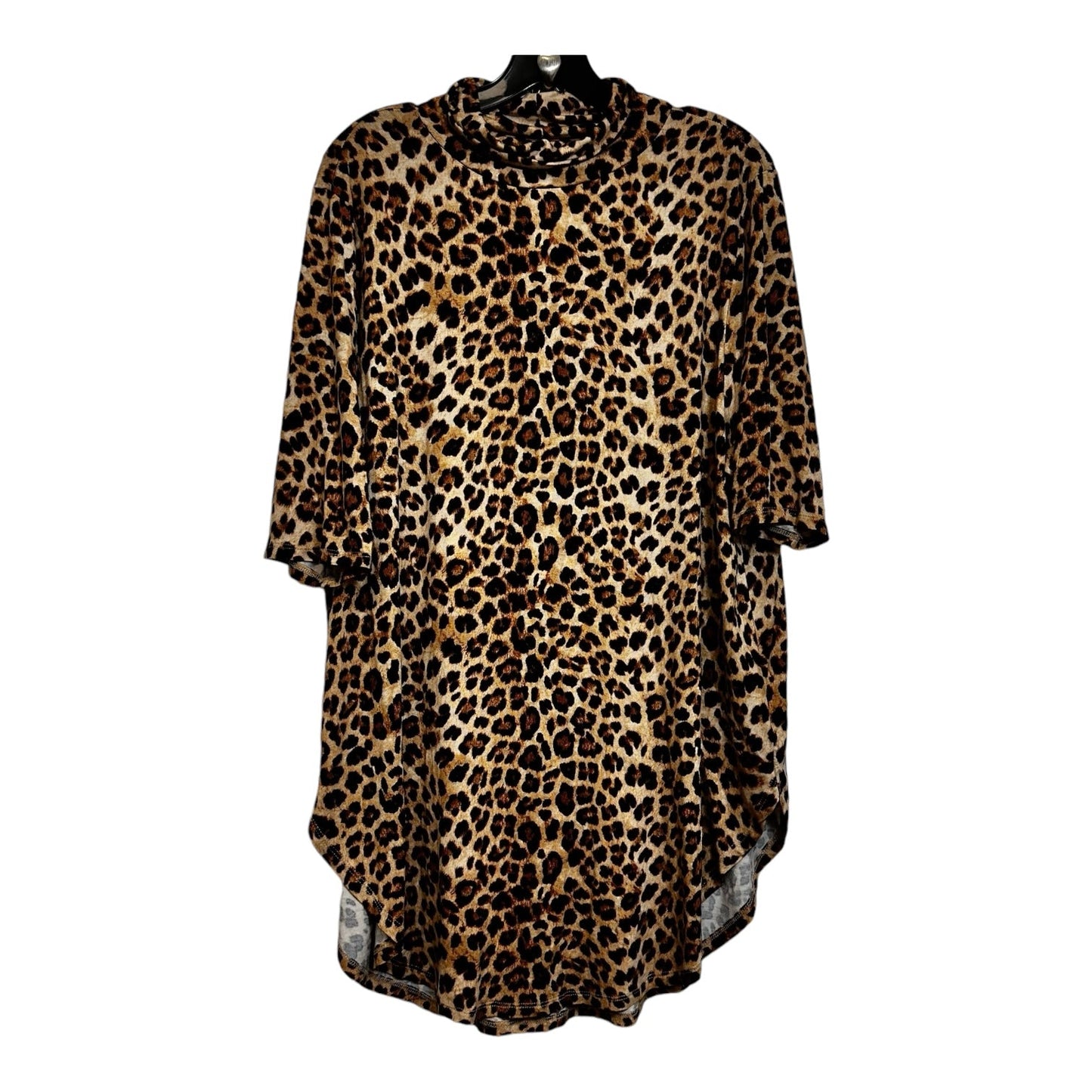 Top Short Sleeve By Torrid In Animal Print, Size: 2x