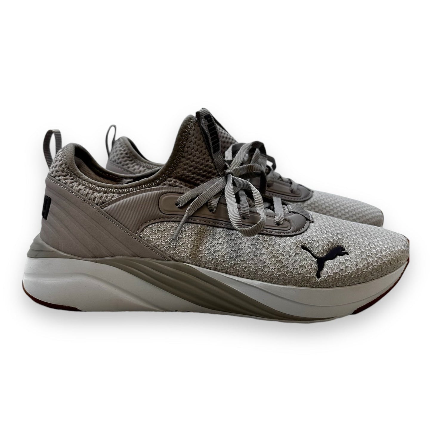 Shoes Sneakers By Puma, Size: 8