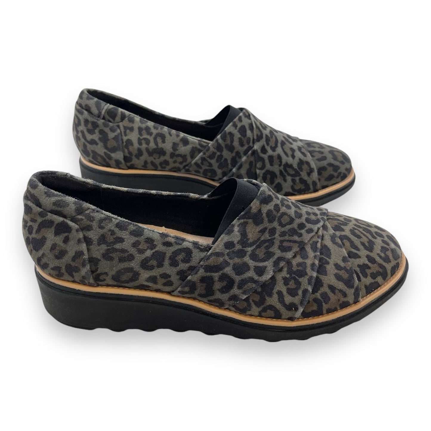 Shoes Heels Wedge By Clarks In Animal Print, Size: 8.5