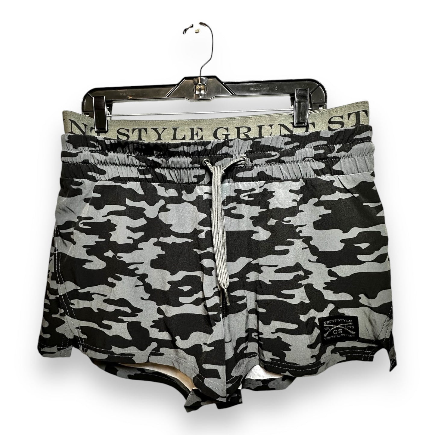 Athletic Shorts By Clothes Mentor In Camouflage Print, Size: Xl