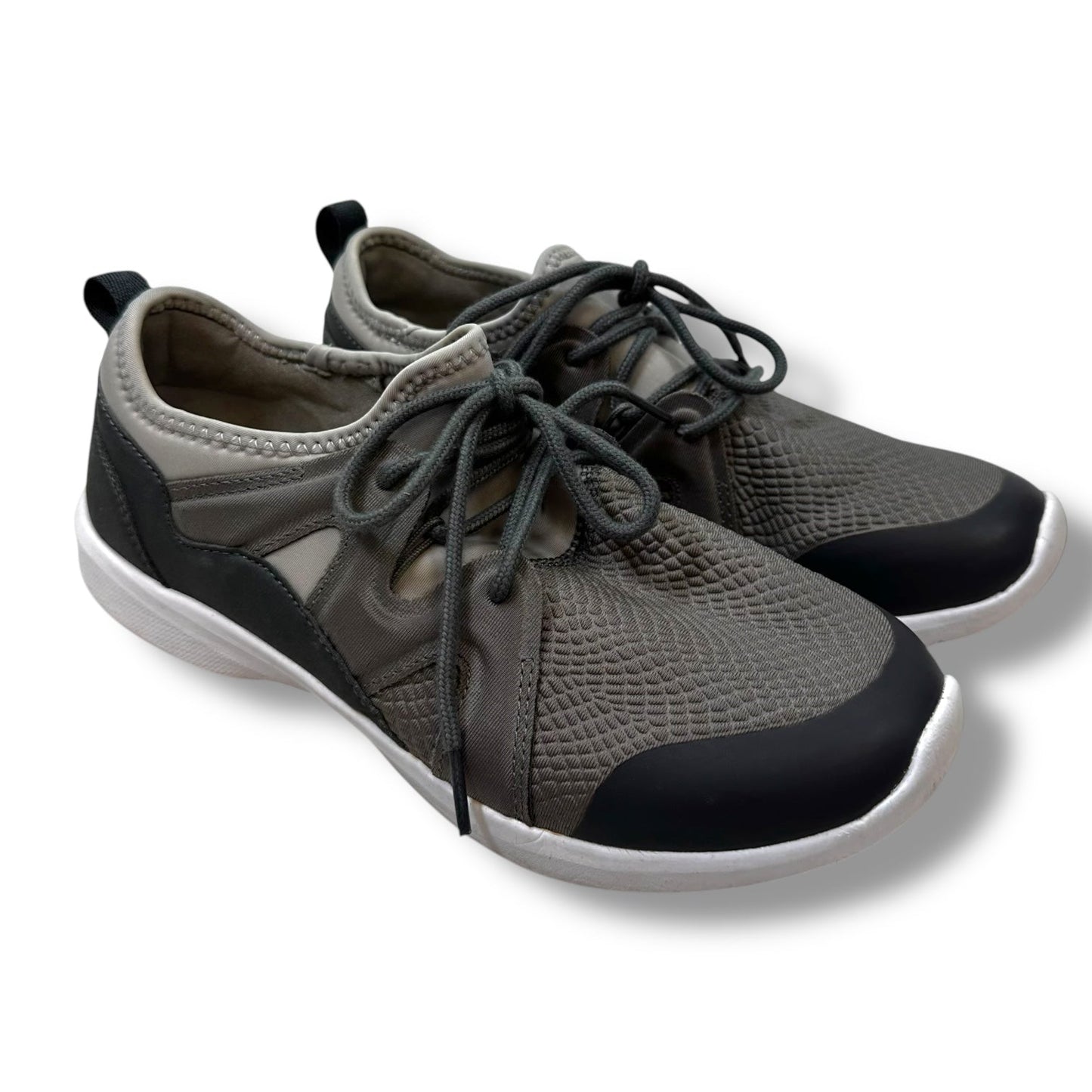 Shoes Athletic By Vionic In Grey, Size: 9