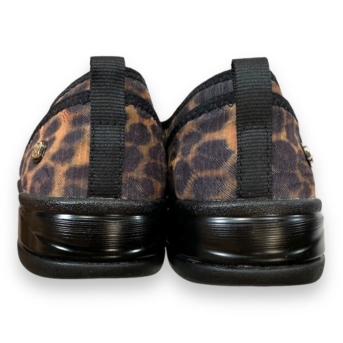 Shoes Flats By Bzees In Animal Print, Size: 9.5