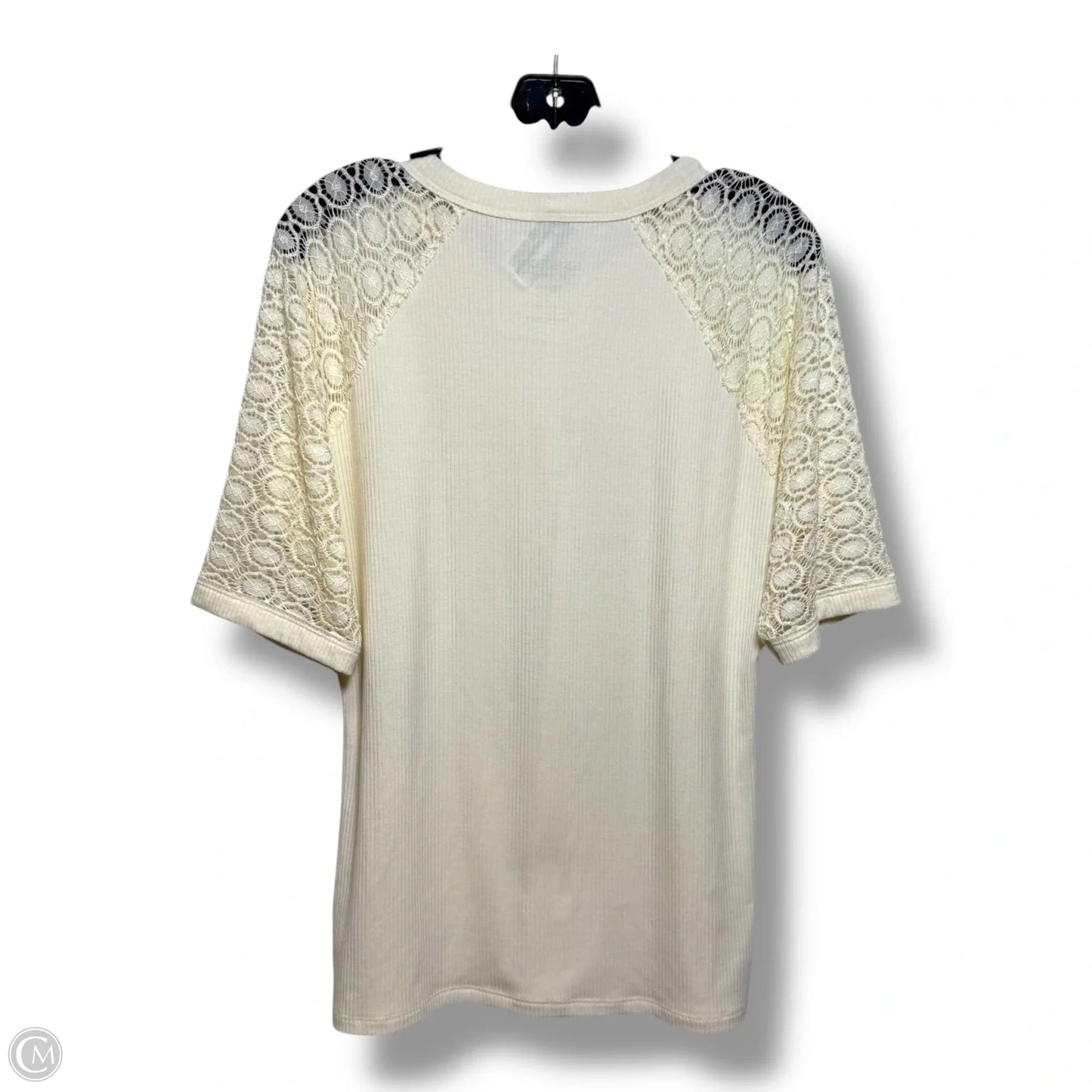 Top Short Sleeve By Torrid In Ivory, Size: L