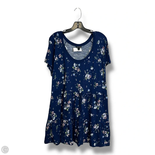 Top Short Sleeve Basic By Torrid In Blue, Size: 3x