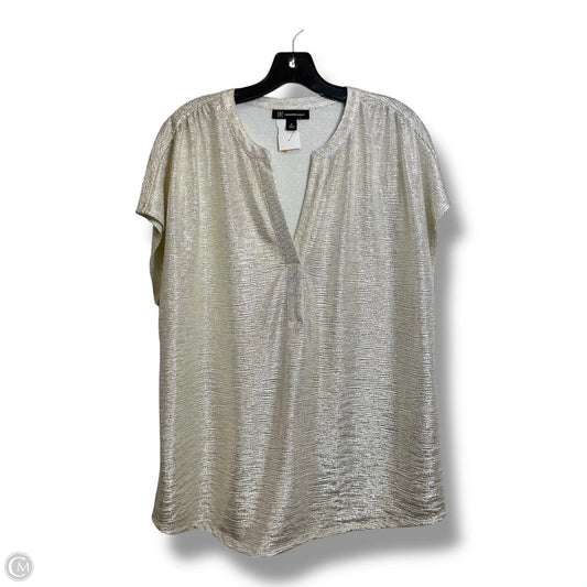 Top Short Sleeve By Inc In Silver, Size: Xl