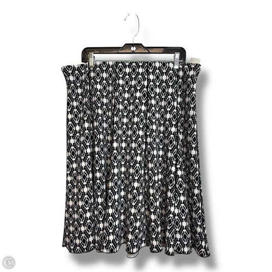 Skirt Mini & Short By Dressbarn In Black & White, Size: L