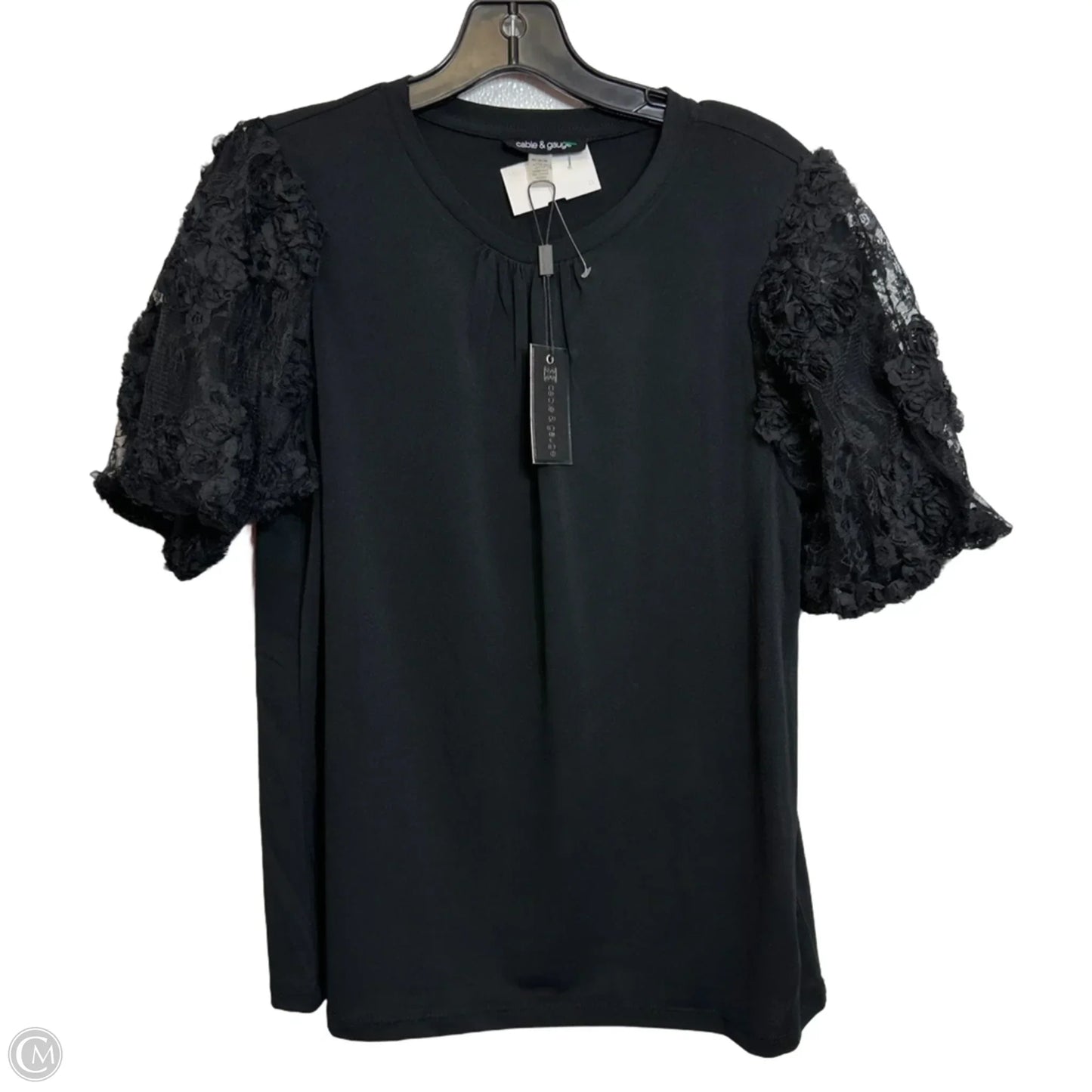 Top Short Sleeve By Cable And Gauge In Black, Size: M