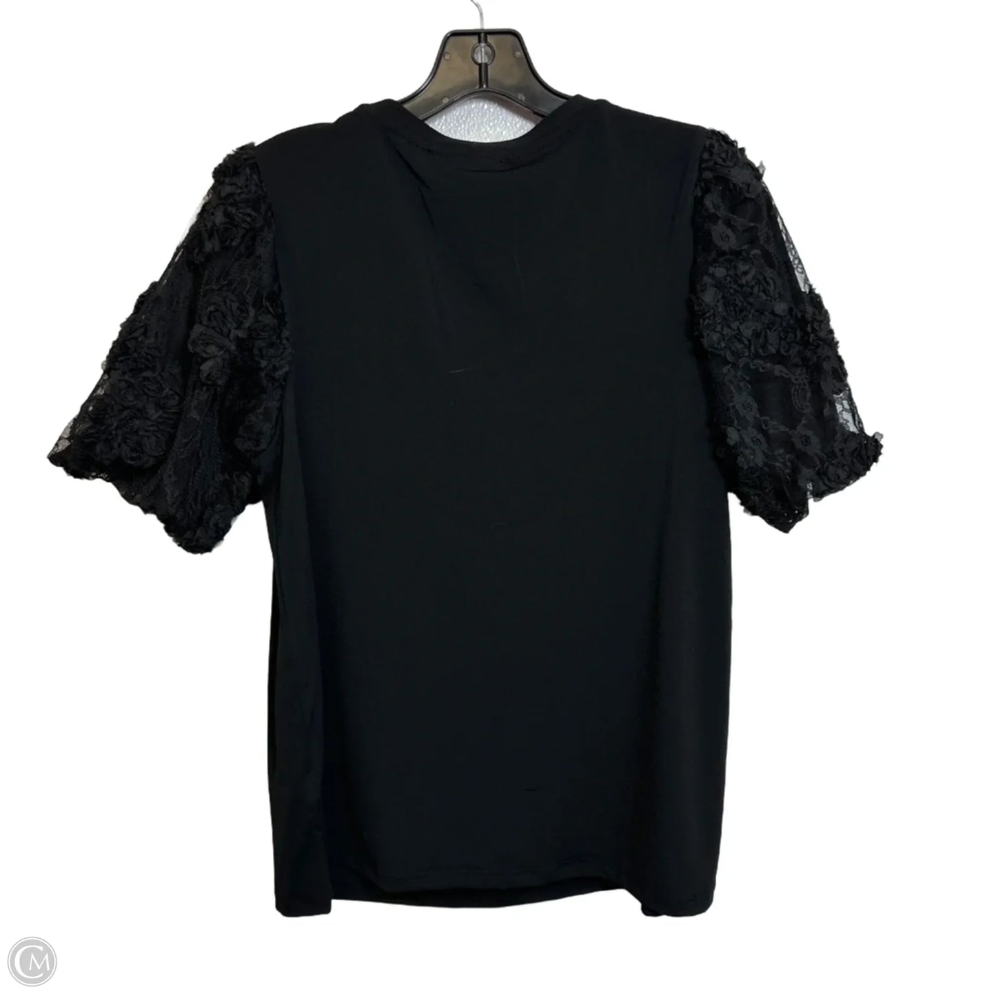 Top Short Sleeve By Cable And Gauge In Black, Size: M