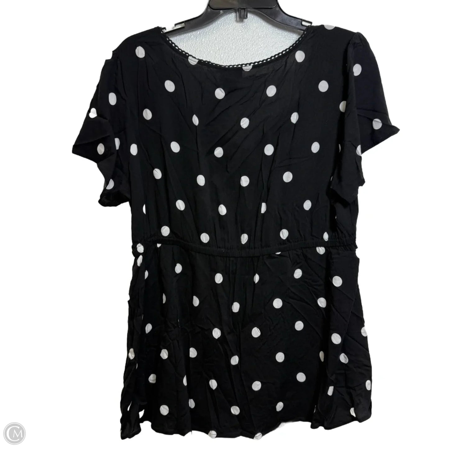 Top Short Sleeve By Torrid In Polkadot Pattern, Size: 1x