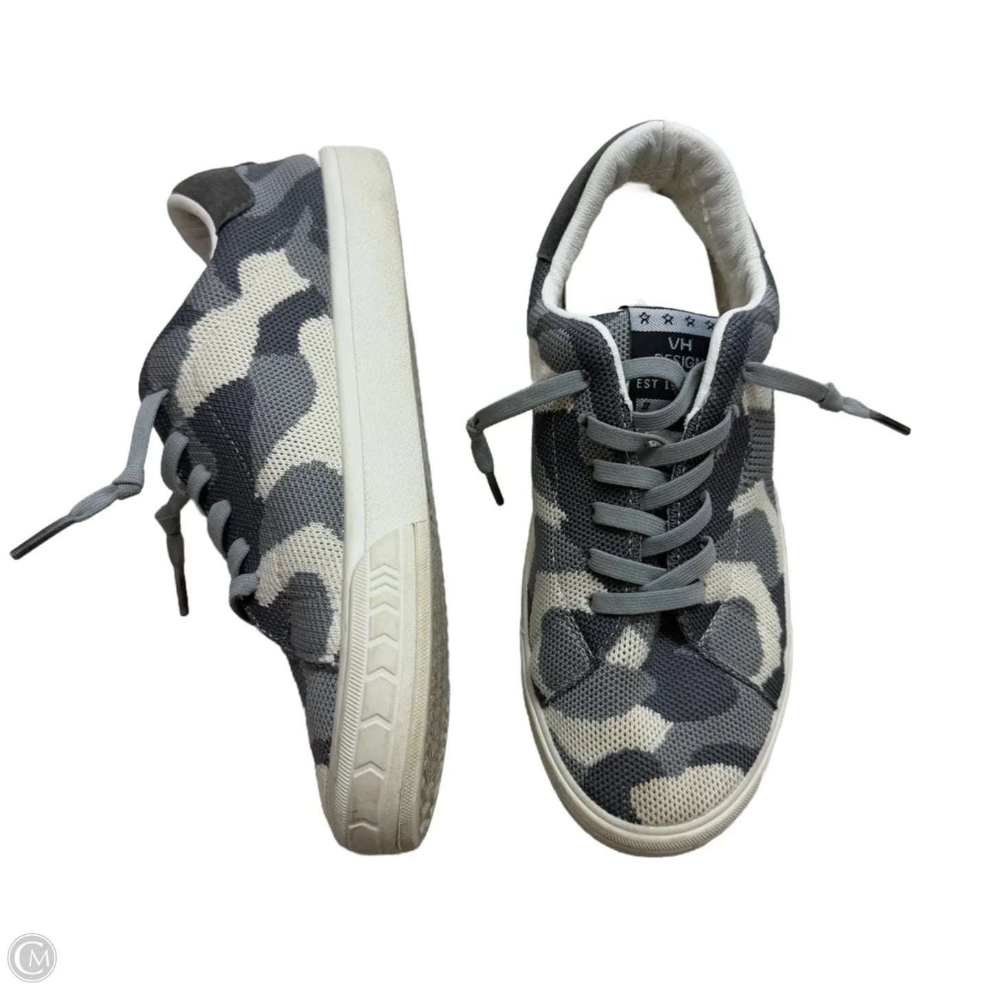Shoes Sneakers By Vintage Havana In Camouflage Print, Size: 6.5