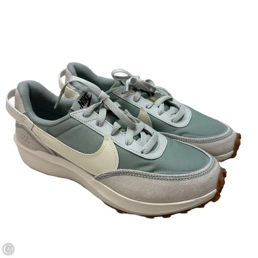 Shoes Sneakers By Nike In Green, Size: 8