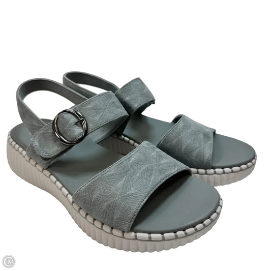 Sandals Flats By Skechers In Grey, Size: 9