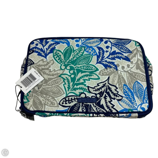 Makeup Bag By Vera Bradley, Size: Medium