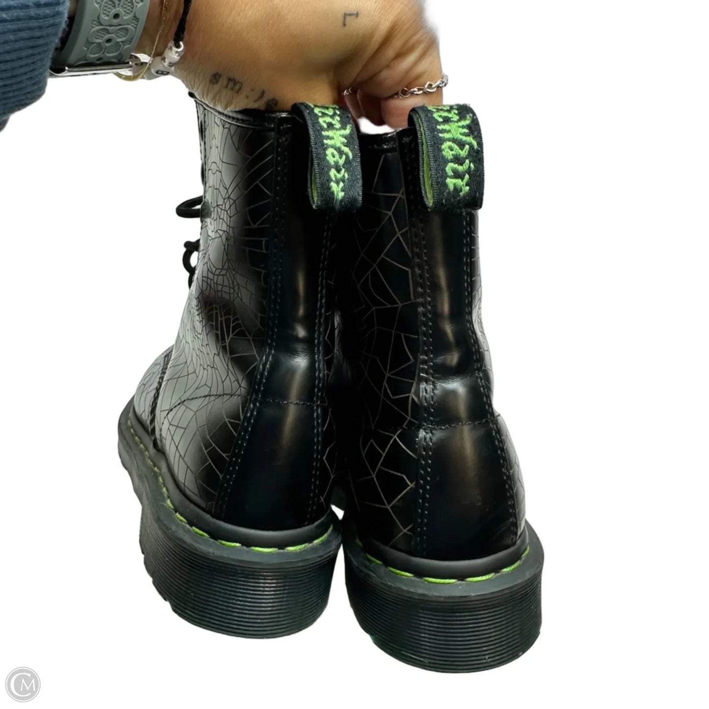 Boots Ankle Flats By Dr Martens In Black, Size: 6