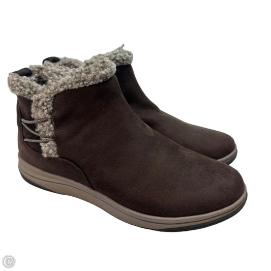 Boots Ankle Flats By Clarks In Brown, Size: 10