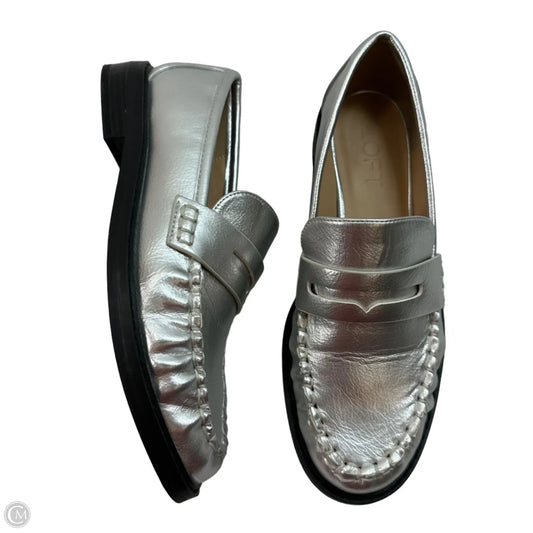 Shoes Flats By Loft In Silver, Size: 6.5