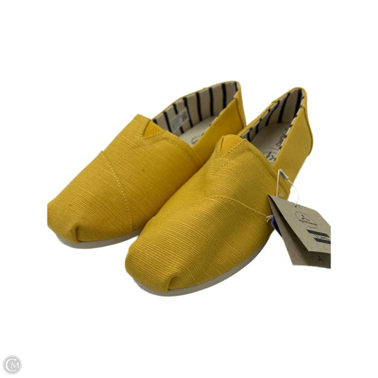 Shoes Flats By Toms In Yellow, Size: 12