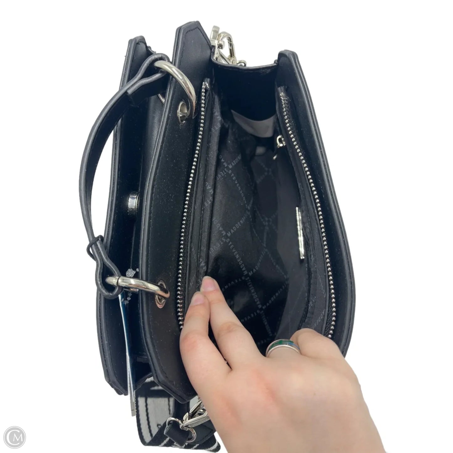 New! Crossbody By Steve Madden
