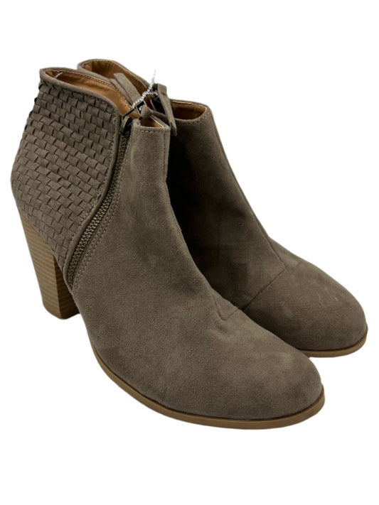 Boots By Maurices In Taupe, Size: 11