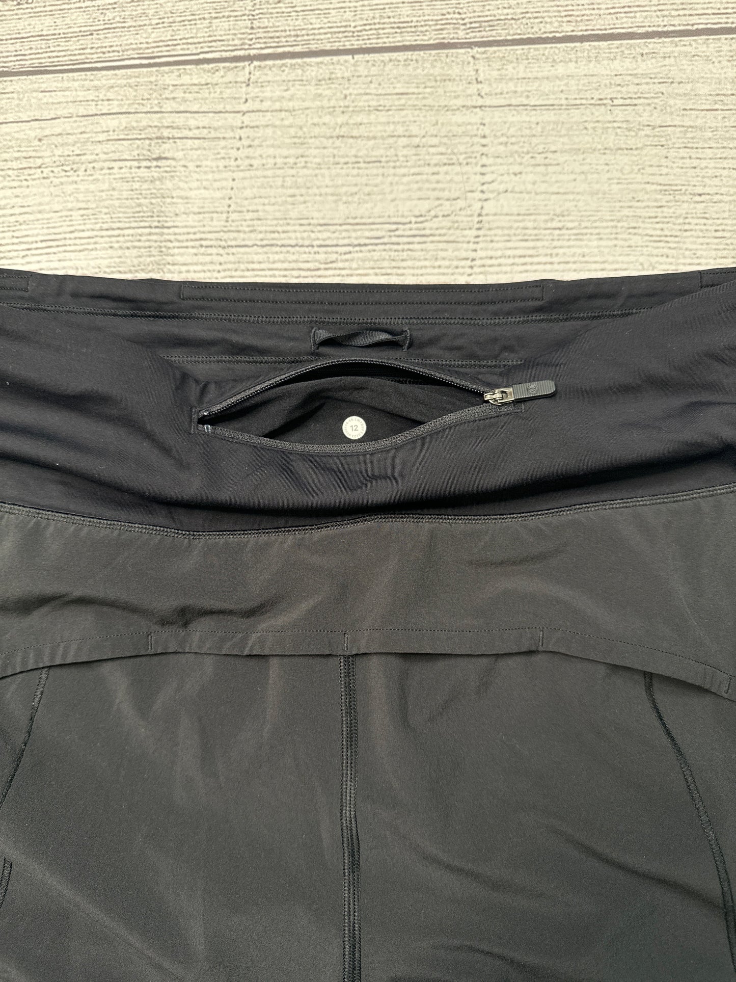 Athletic Shorts By Lululemon In Black, Size: L