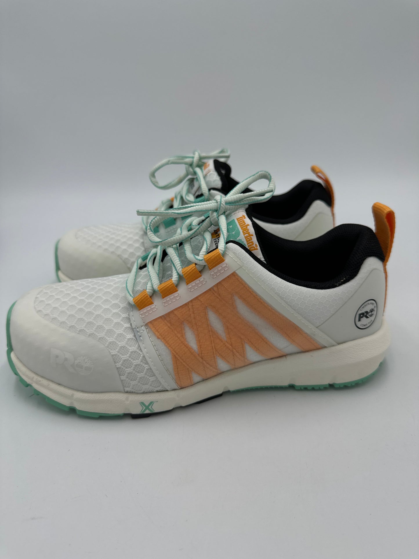 Like New! Athletic Shoes Designer By Timberland In White, Size: 6.5