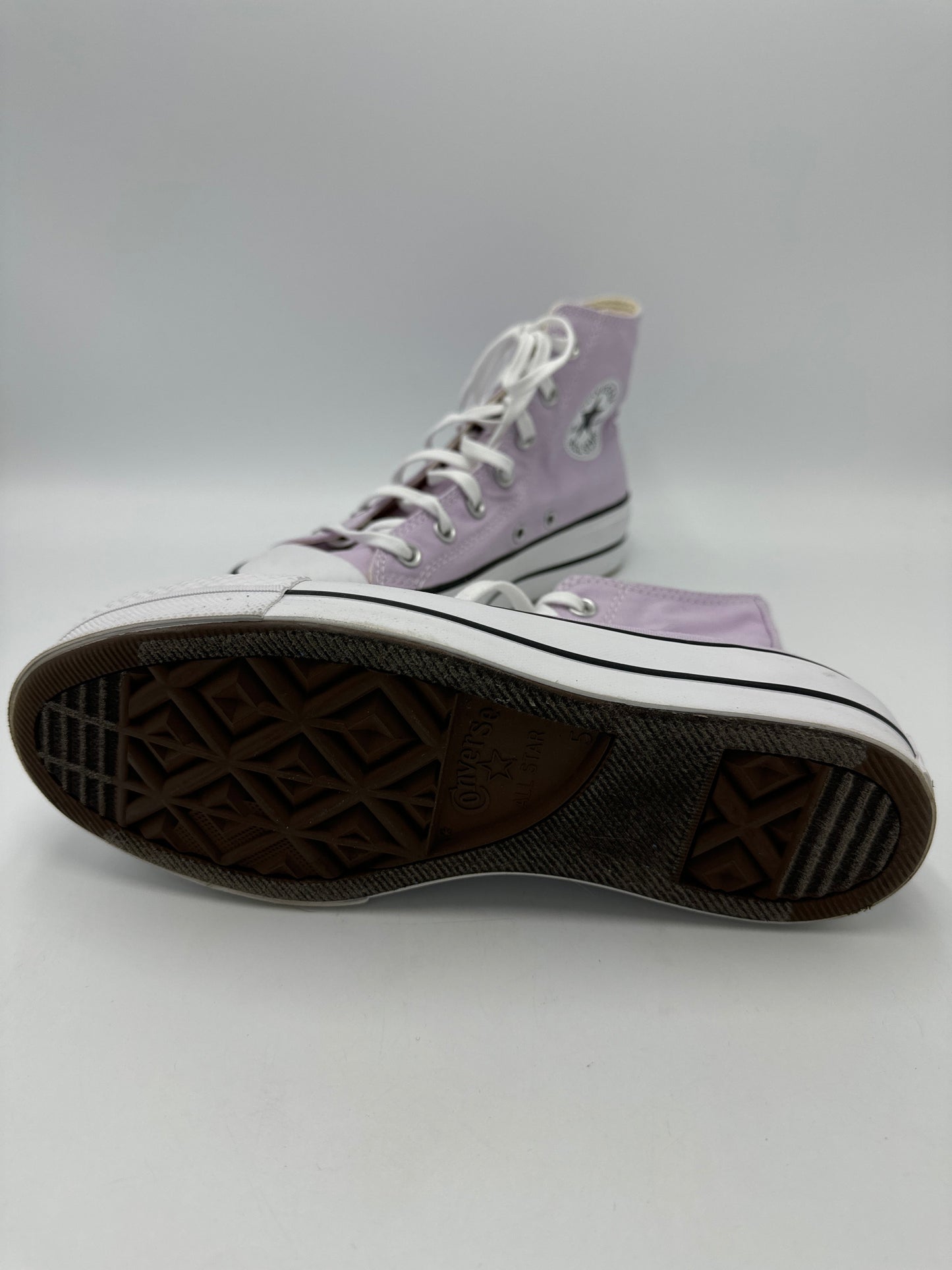 Shoes Sneakers By Converse In Purple, Size: 7