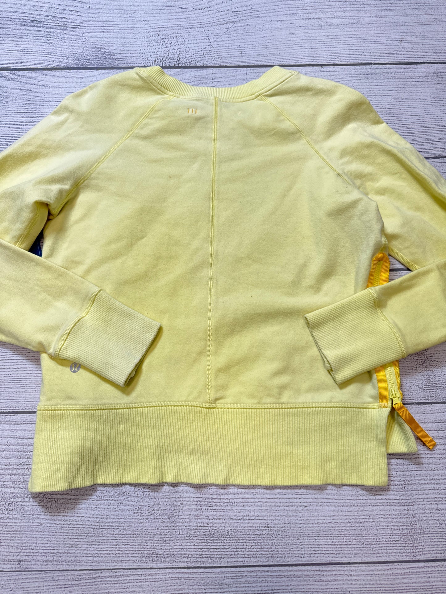 Athletic Top Long Sleeve Collar By Lululemon In Yellow, Size: S