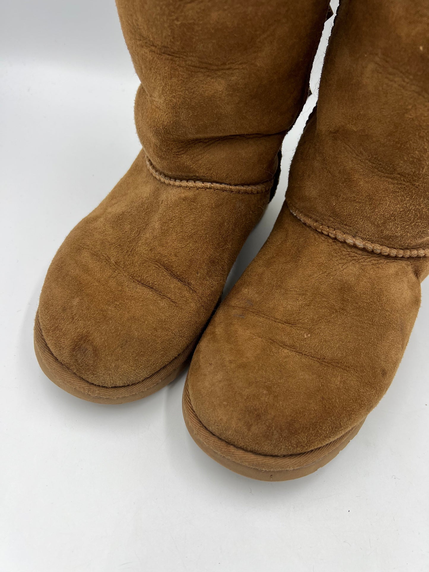 Boots Designer By UGG In Brown, Size: 5