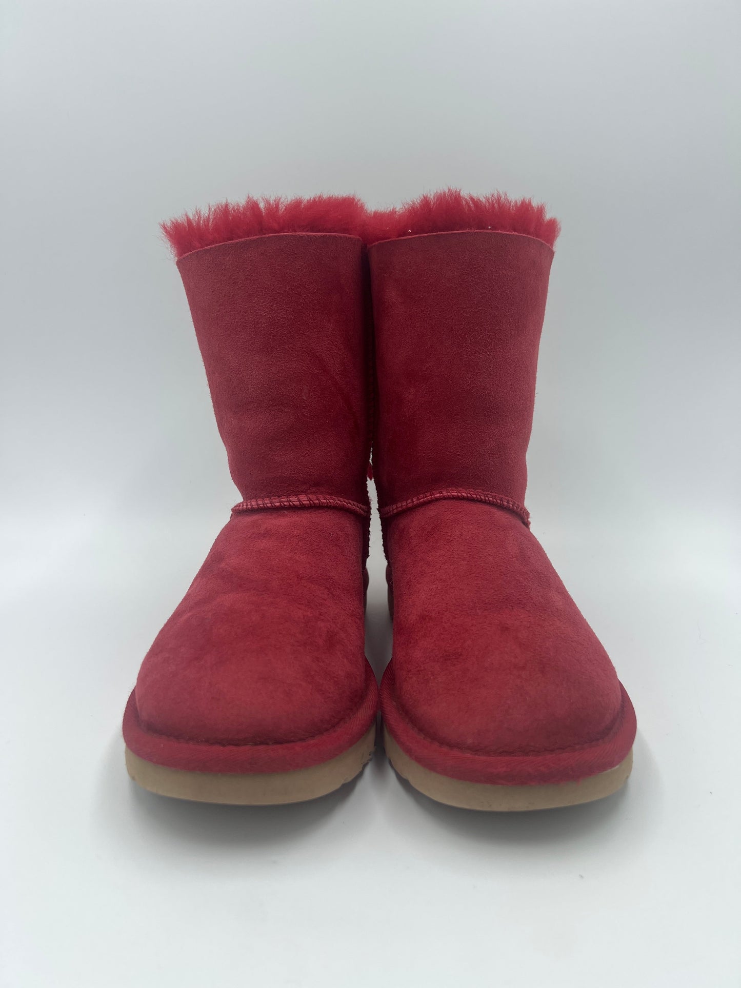 Like New! UGG Bailey Bow Boots  Size: 5