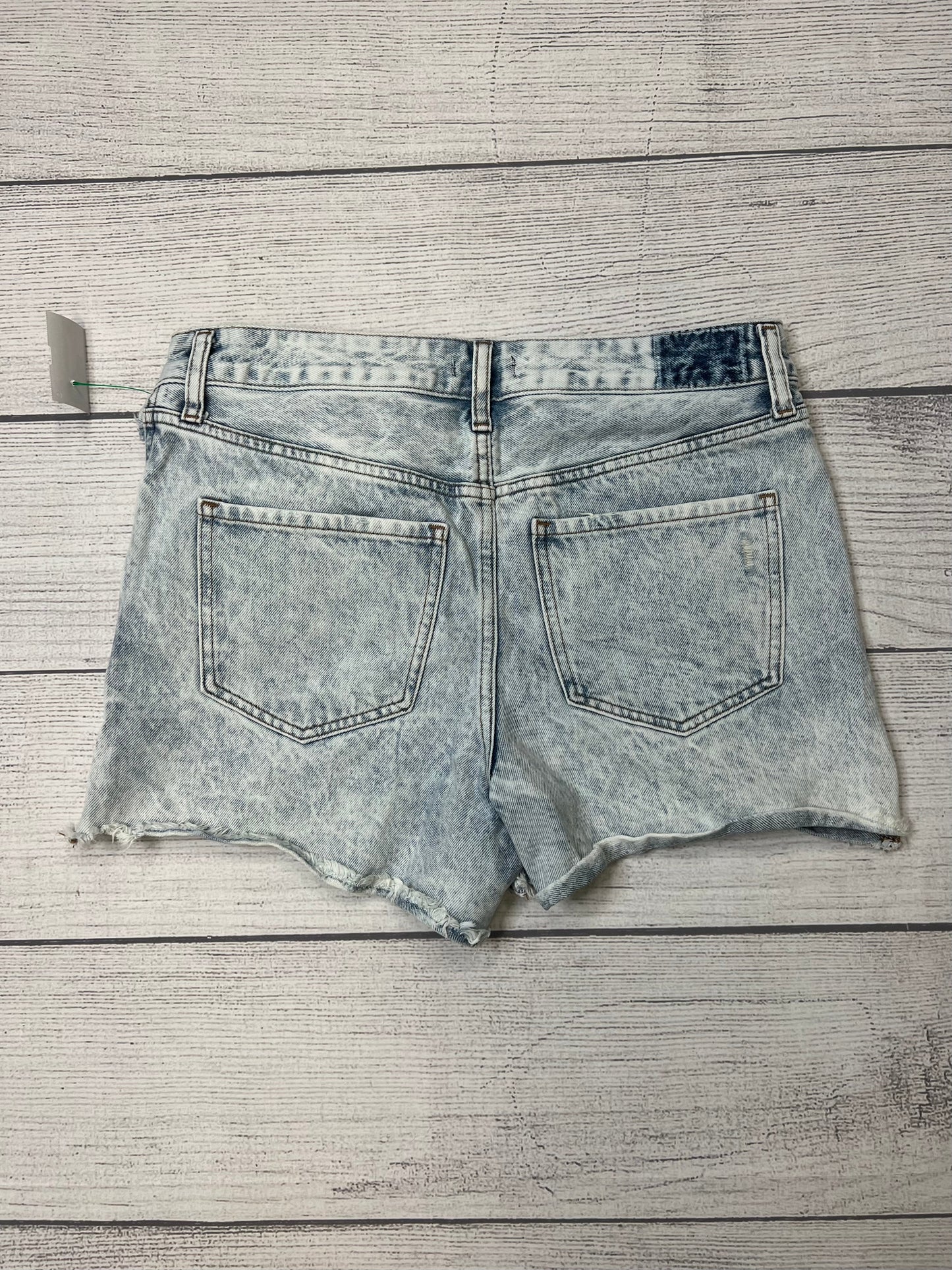 Shorts By Express  Size: 4