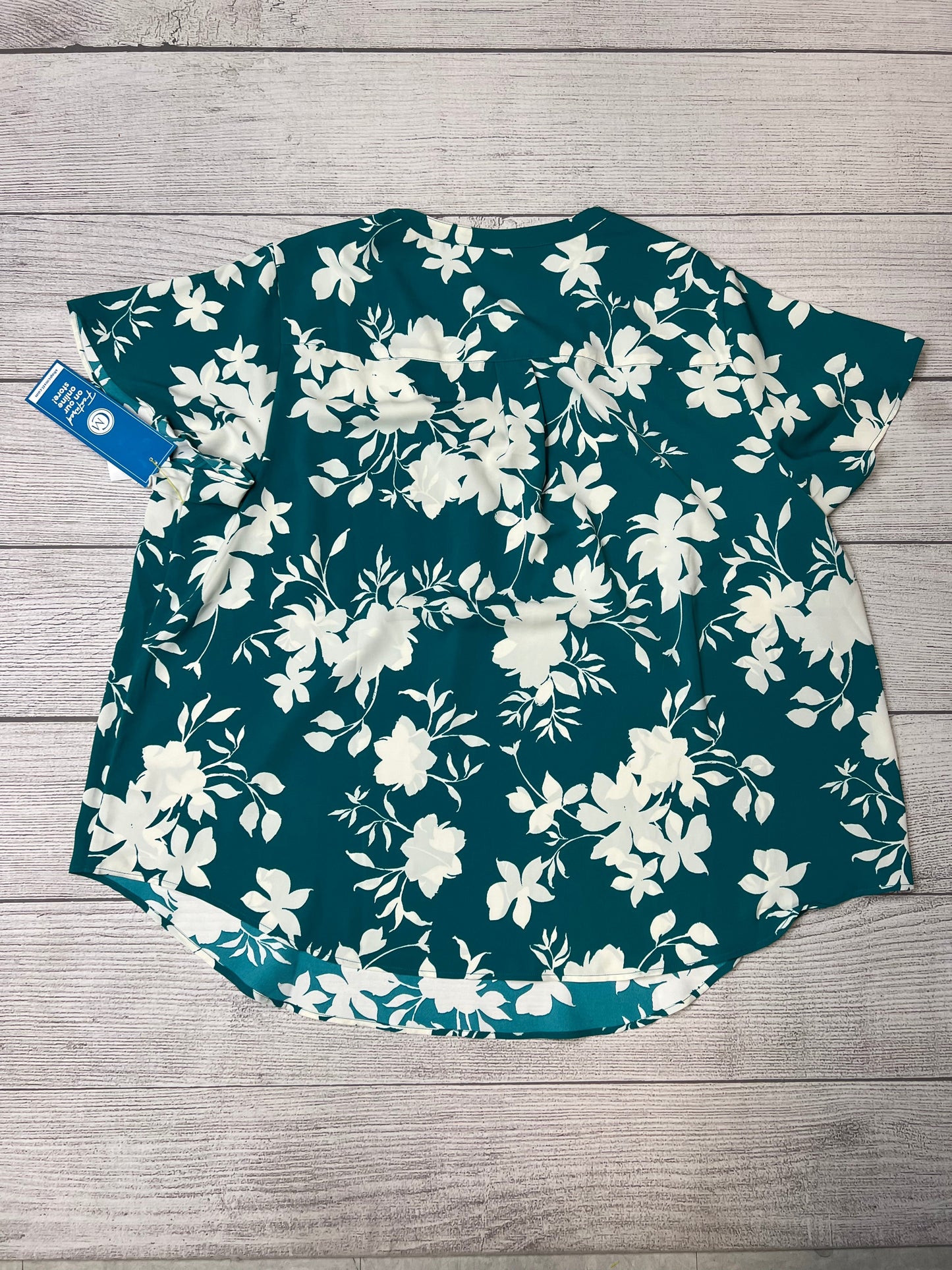 Turquoise Top Short Sleeve Torrid, Size 3x