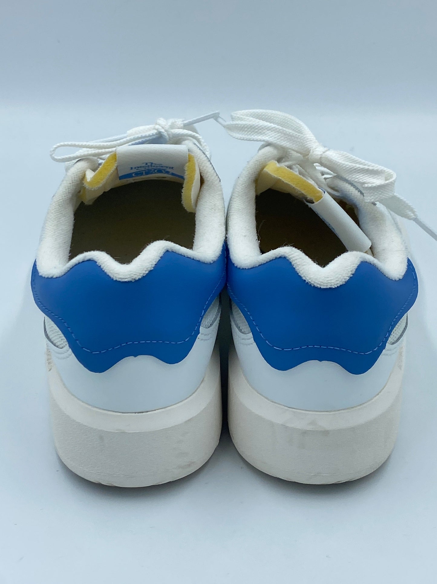 New Balance White Heritage Blue Sneakers,  Size 10 (W) / 8 (M)
