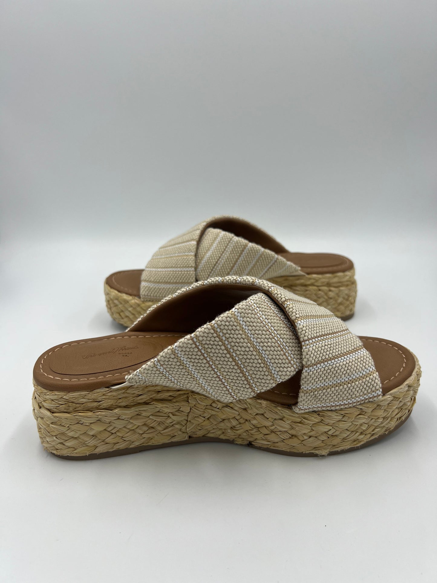 Tan Sandals Flats Universal Thread, Size 9.5