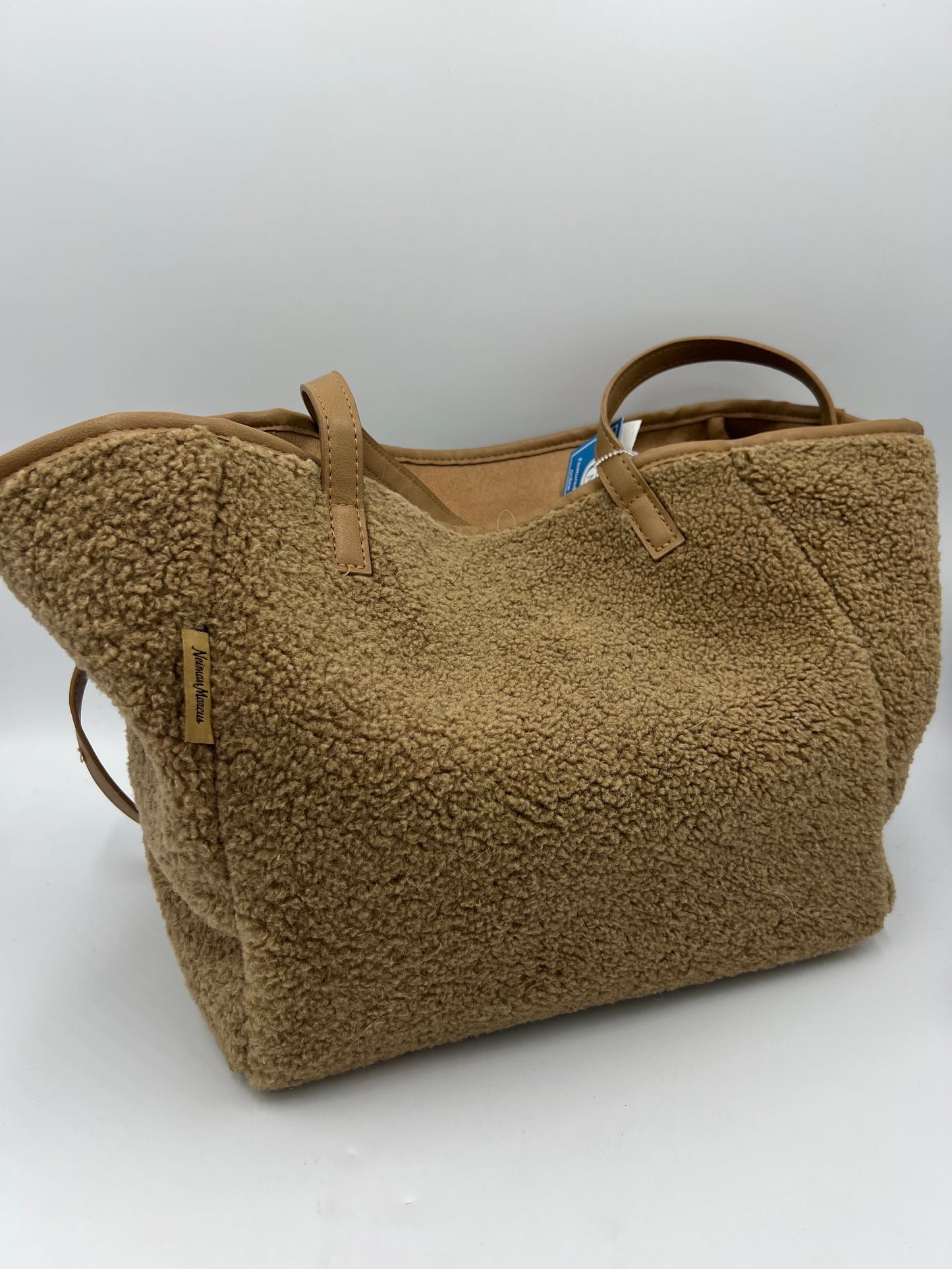 Tote / Handbag By Neiman Marcus