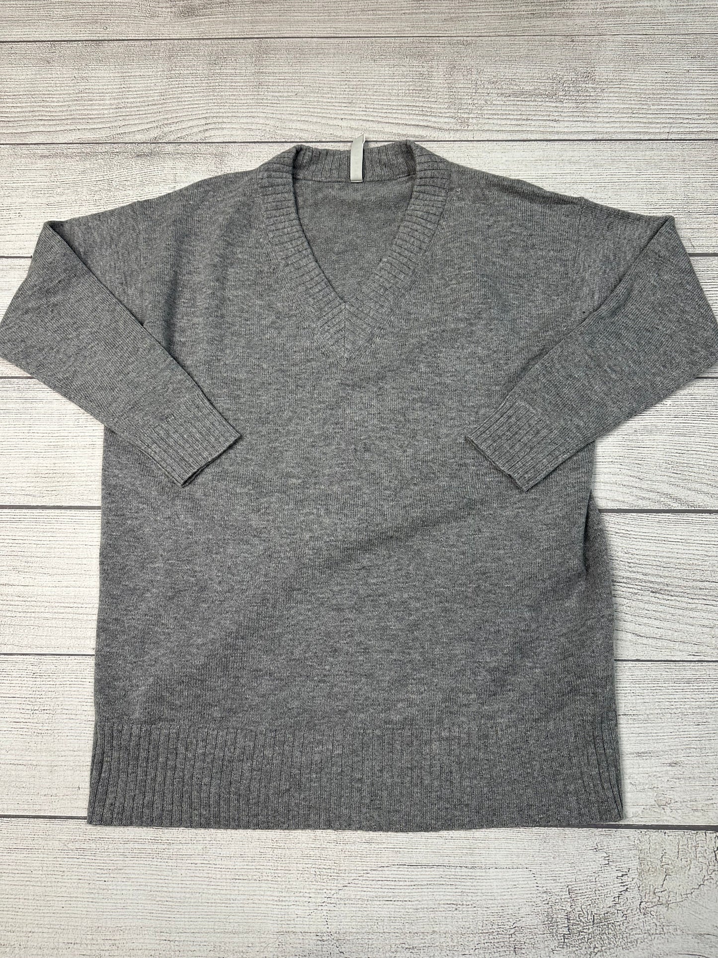 Dress Sweater By Athleta In Grey, Size: L