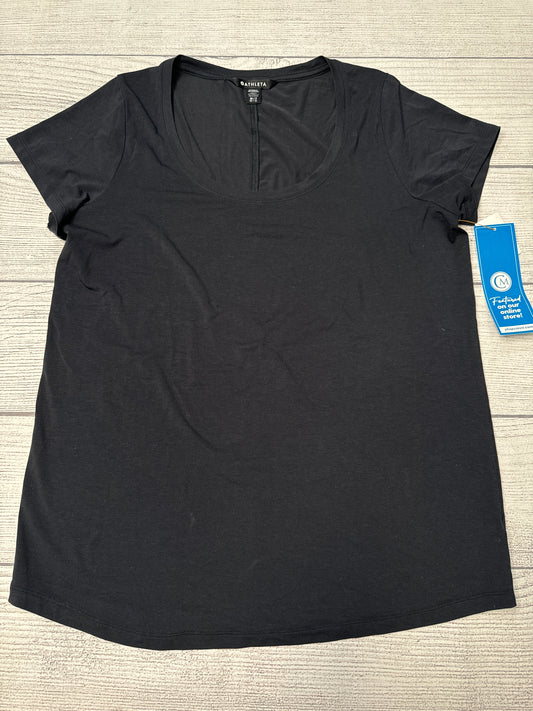 Athletic Top Short Sleeve By Athleta In Black, Size: M