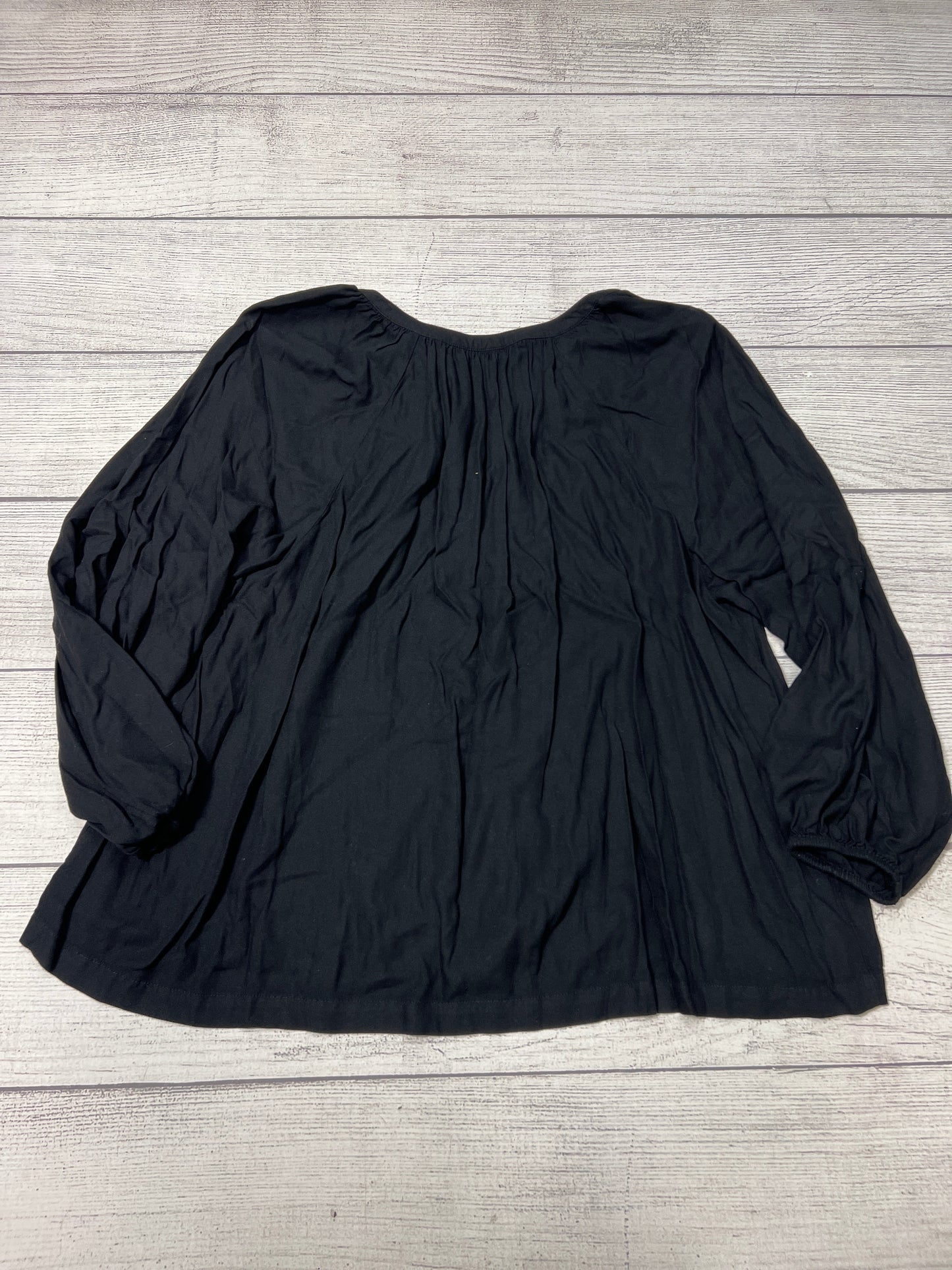 Top Long Sleeve By Old Navy In Black, Size: Xxl