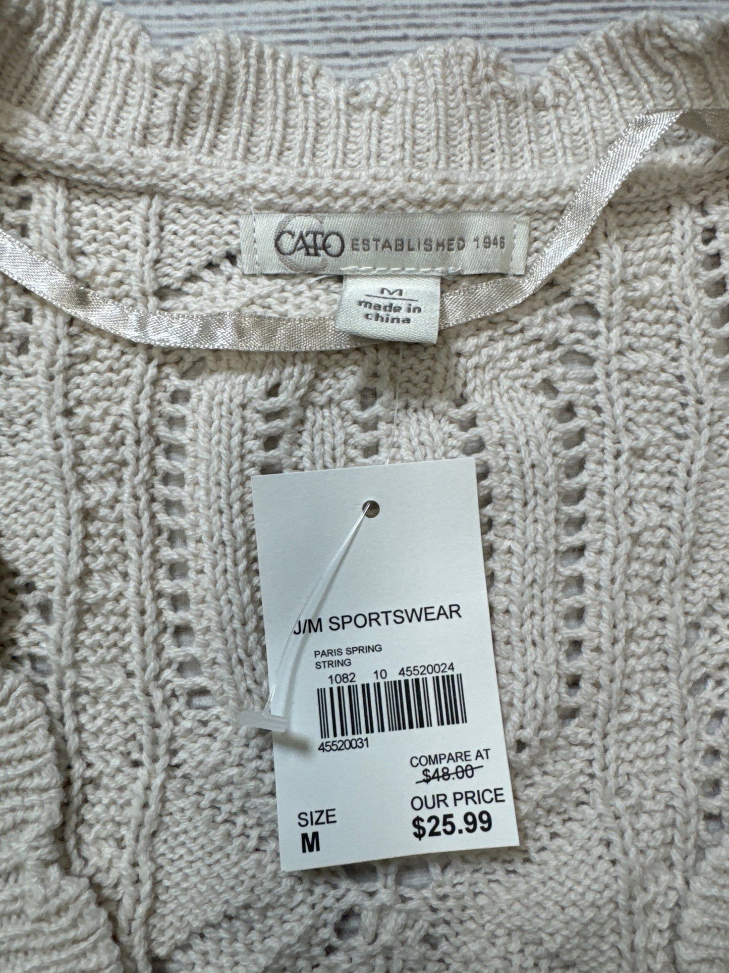 Sweater Short Sleeve By Cato In Beige, Size: M