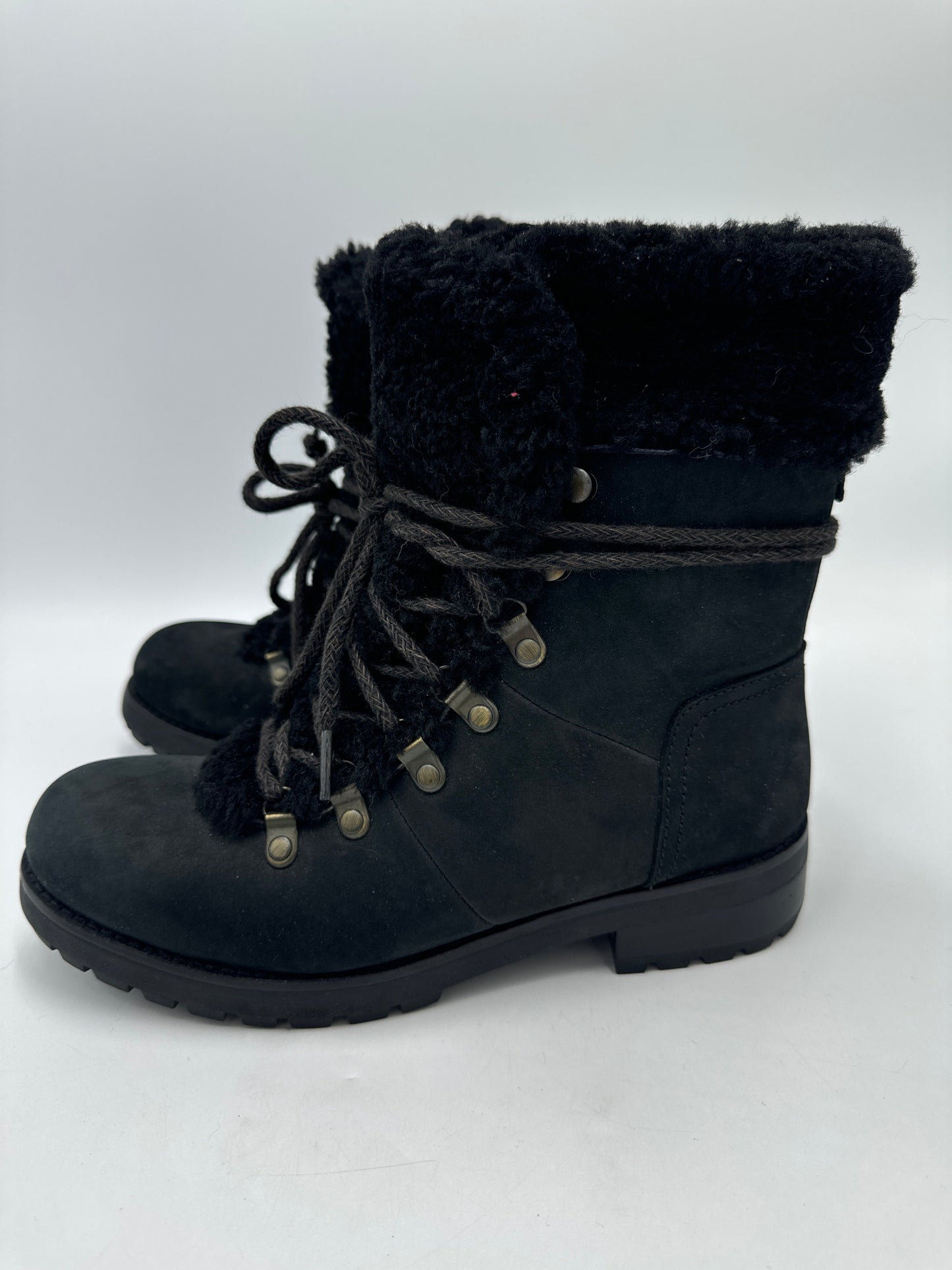 Boots Designer By UGG In Black, Size: 6.5