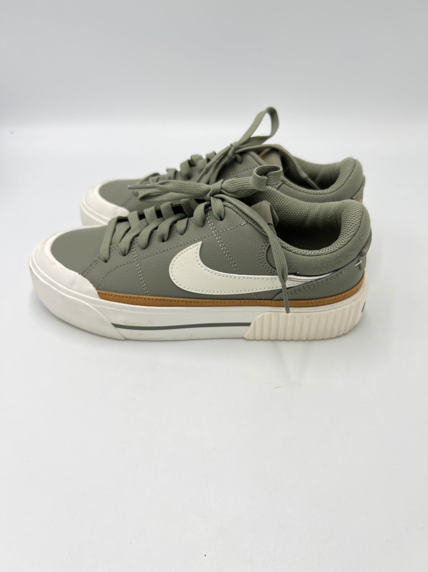 Shoes Athletic By Nike  Size: 7