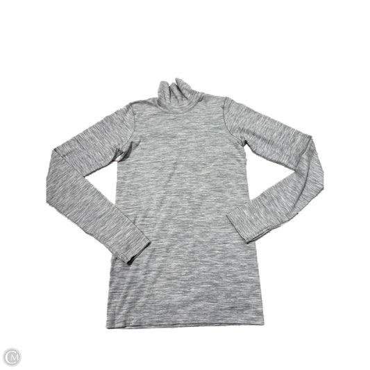 Athletic Top Long Sleeve Crewneck By Athleta In Grey, Size: Xs