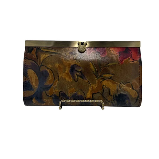 Wallet Designer By Patricia Nash