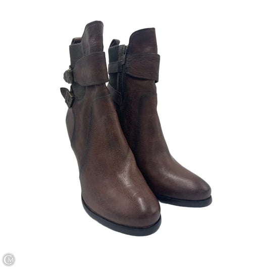 Boots Designer By Frye In Brown, Size: 11