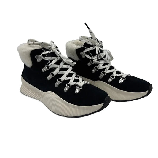 Designer Shoes By Sorel In Black, Size: 9