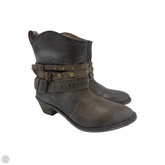 Boots Ankle Heels By Steve Madden In Brown, Size: 7.5