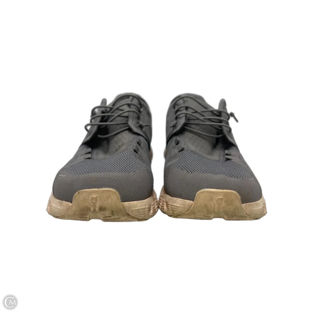 On Cloud Athletic Shoes in Grey, Size 6.5