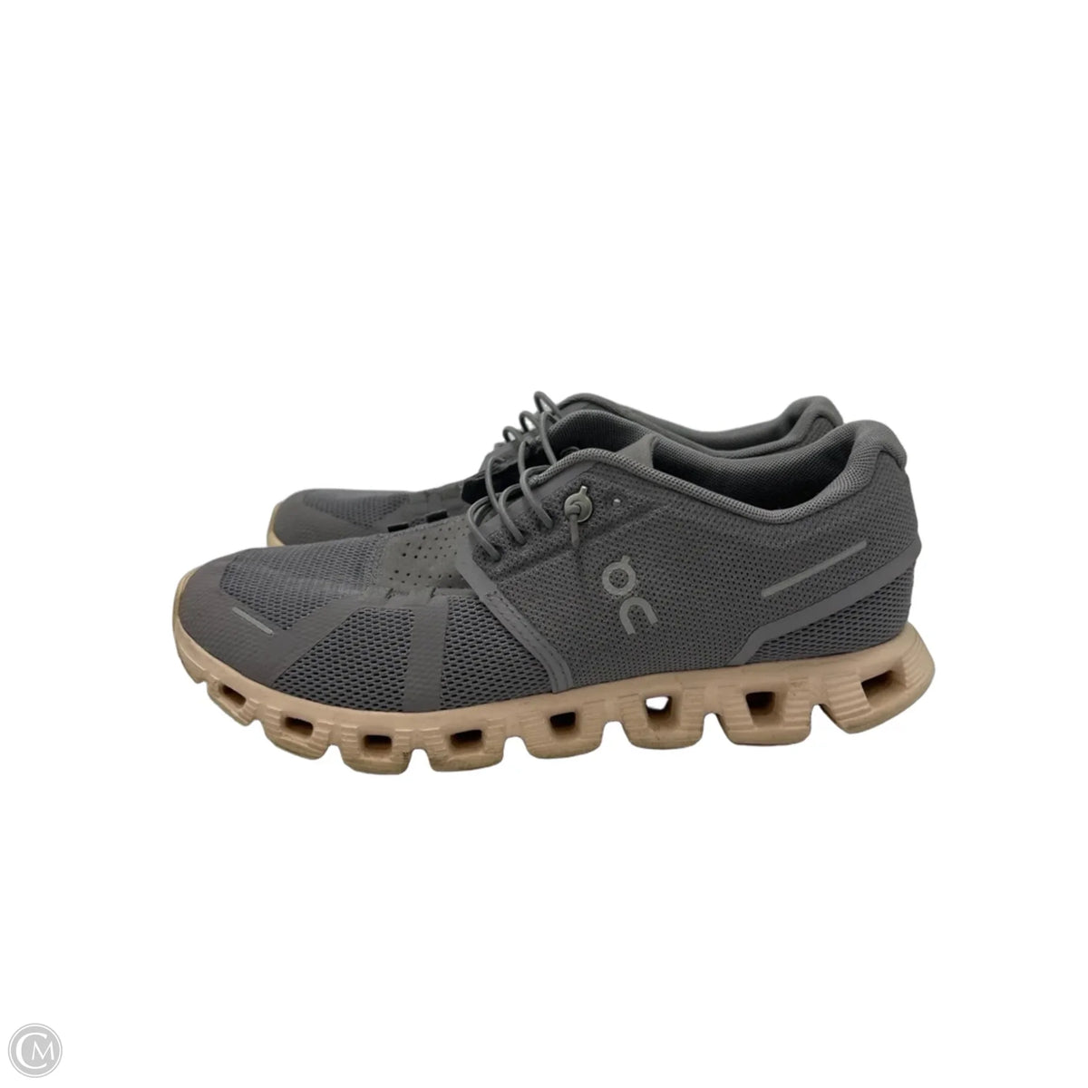 On Cloud Athletic Shoes in Grey, Size 6.5